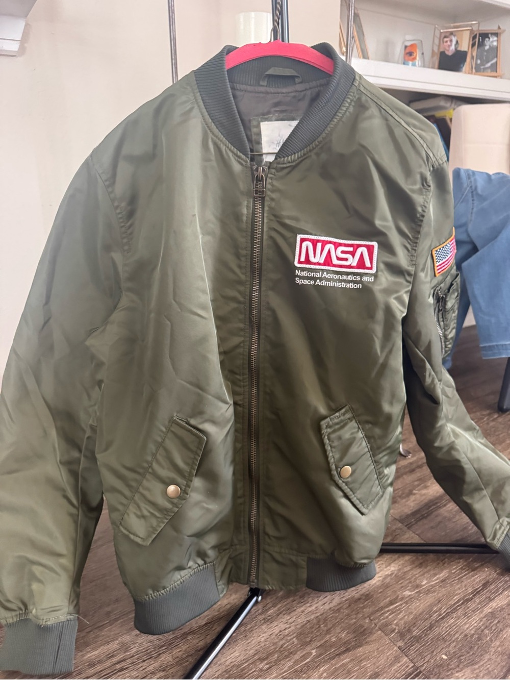 H&M Olive Green NASA Patch Utility Bomber Jacket Size men’sLarge. Halloween!!!! - Picture 2 of 3